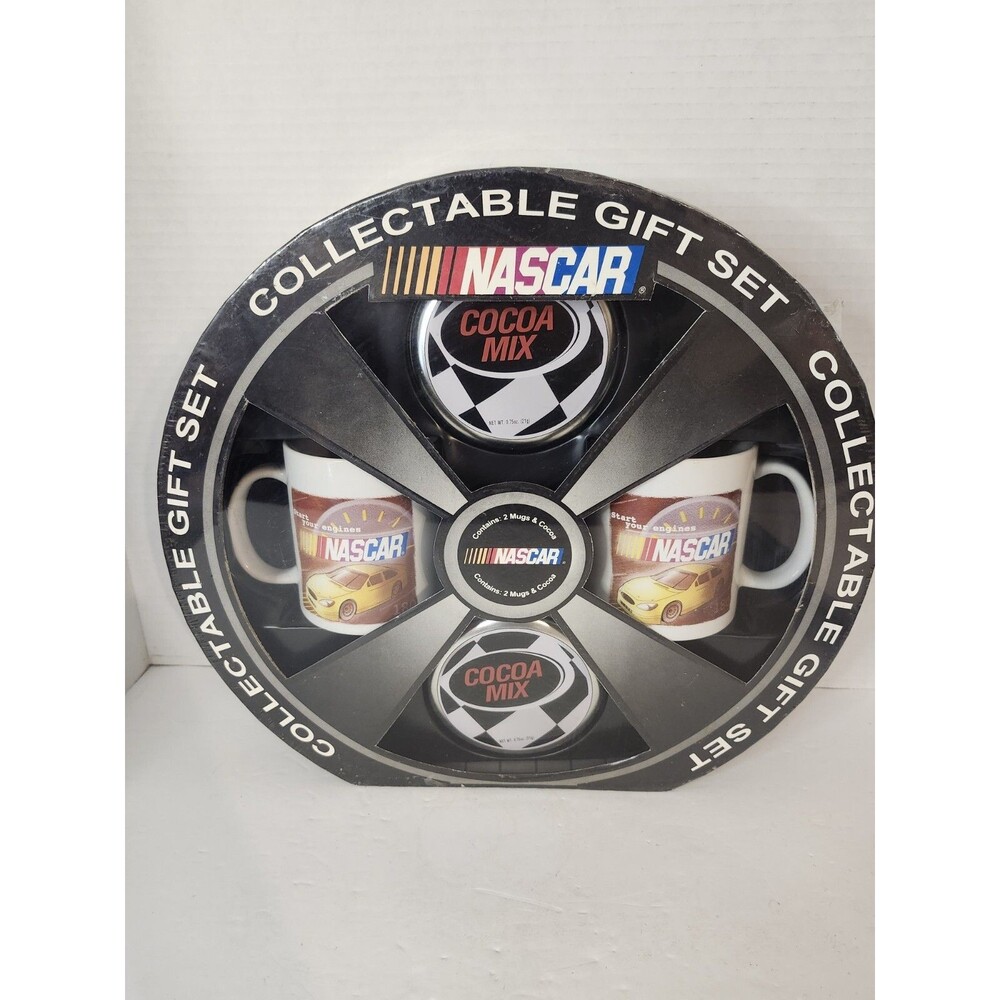 2003 Nascar Start Your Engines Gift Set